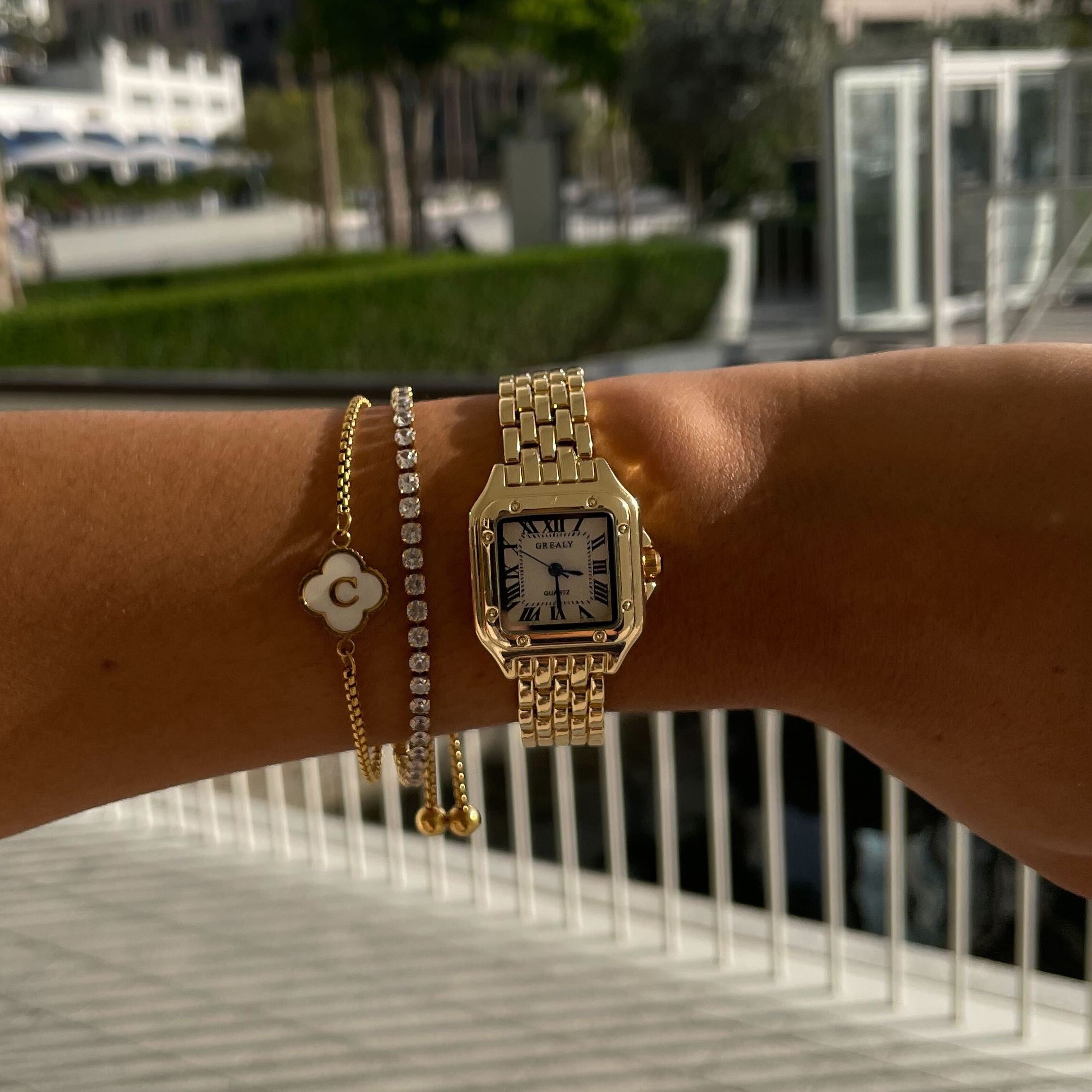 Selvano Watch